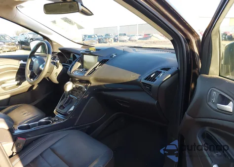 2015 Ford Escape Titanium из США, поврежденный, VIN 1FMCU9J90FUA76687